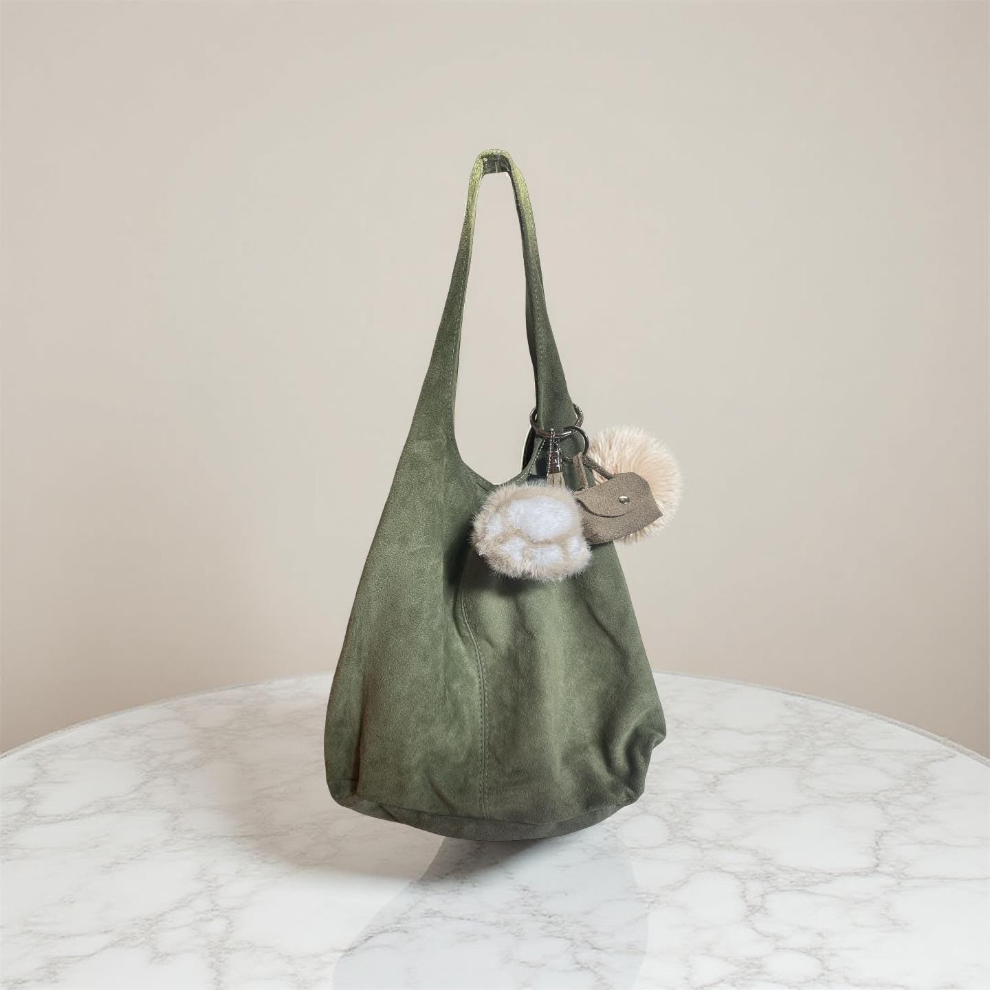 Plüsch Pfote | Anhänger für Tasche oder Schlüssel | Taschenschmuck Taschenanhänger | Bag Charm | grau, rosa oder beige