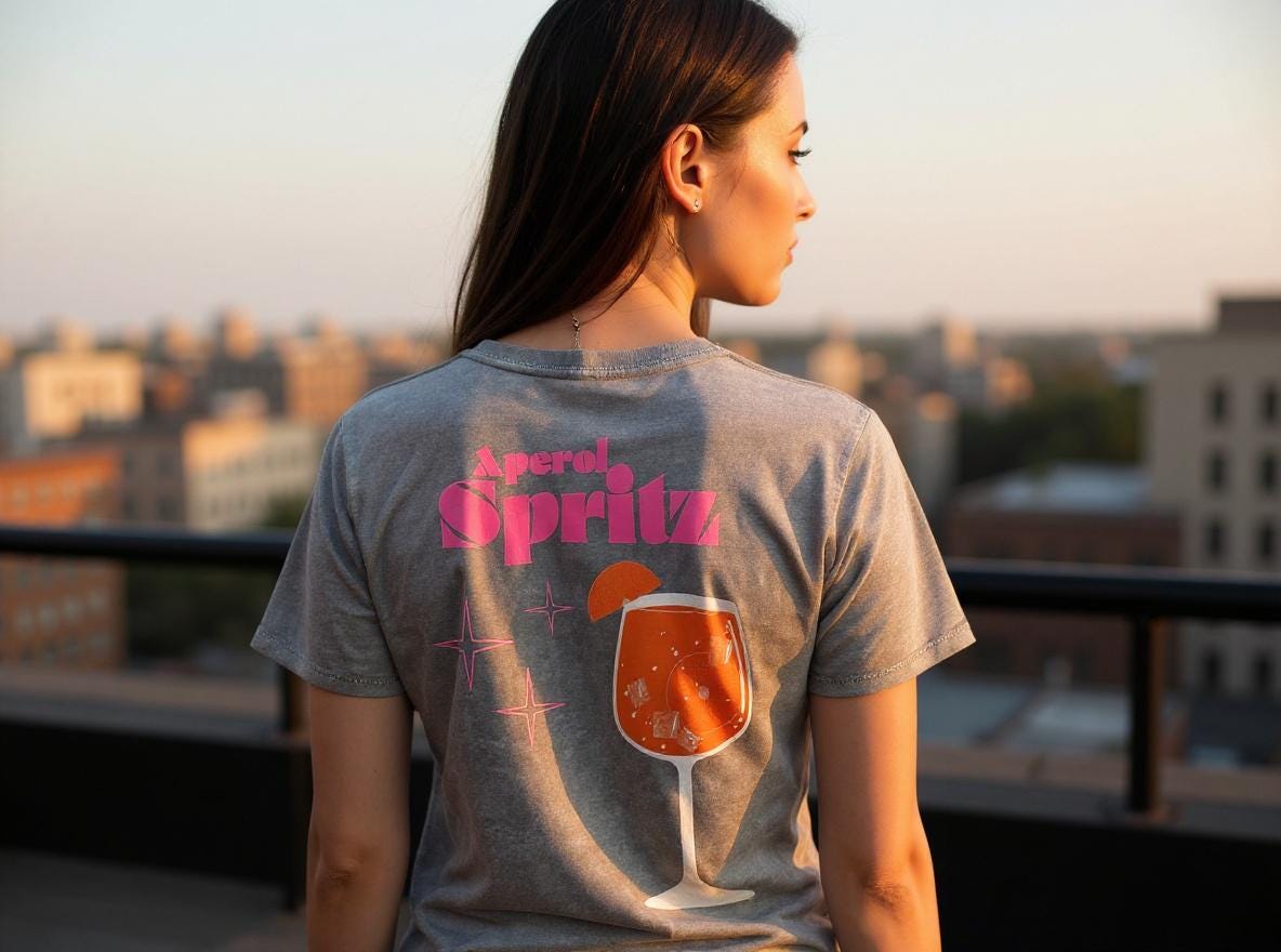 T-Shirt in grau vintage mit Rückenprint | Aperol Spritz und Logo Front | one size