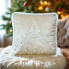 Kissen bestickt | Weihnachten | Weihnachtsbäume Tannen | Samt creme mit weißer Stickerei | zwei Formate | weiße Fellkante
