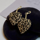 Anhänger Herz Leo für die Tasche | aus Leder | Taschenschmuck Taschenanhänger | Bag Charm mit goldenem Karabiner