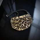 Leo Tasche aus Fell | Leopard | Umhängetasche | Crossbody Bag | Animal Print Leo Look | Fake Fur