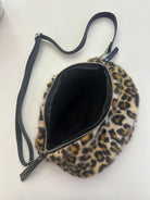 Leo Tasche aus Fell | Leopard | Umhängetasche | Crossbody Bag | Animal Print Leo Look | Fake Fur