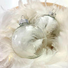 Personalisierte Weihnachtskugel aus irisierendem Glas | gefüllt mit Federn | Seifenblasen Kugell | 7 oder 8 cm | mit Namen