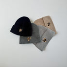 Strick Mütze | mit gesticktem Leo Herz | Leoherz | schwarz, grau, hellgrau, taupe