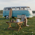 Personalisierte Emaille Tasse Camper - Bulli mit Surfbrett - Ideal für Camping & Reisen