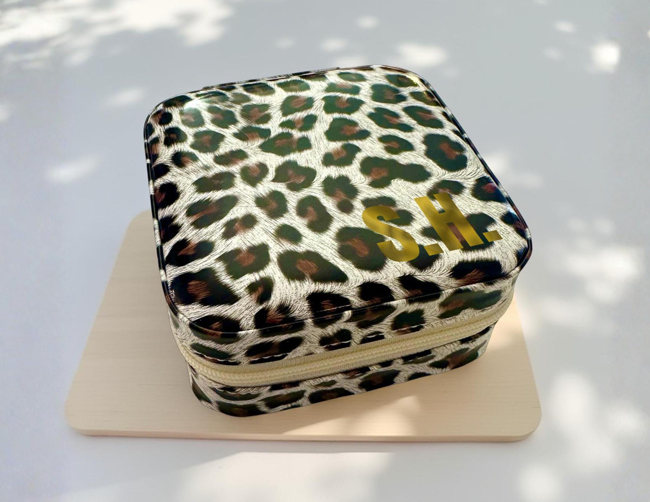 Schmuck-Etui Leomuster für die Reise | personalisierte Schmuckbox | kleine Schatulle mit Namen | Leo