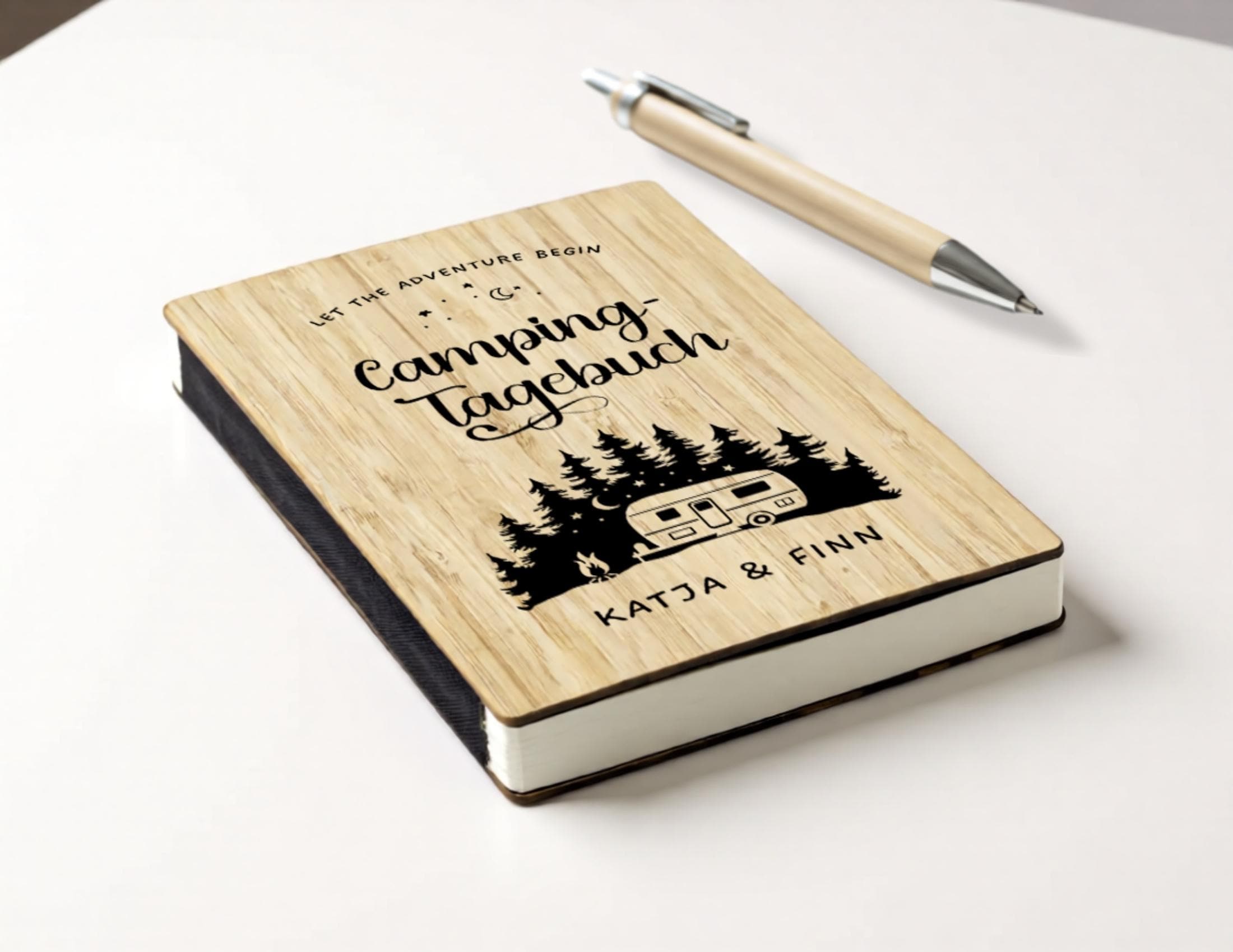Camping Tagebuch personalisiert mit Name, Titel, Headline | Camper Notizbuch | Bambus Einband | Logbuch liniert inkl. Bambus Kugelschreiber