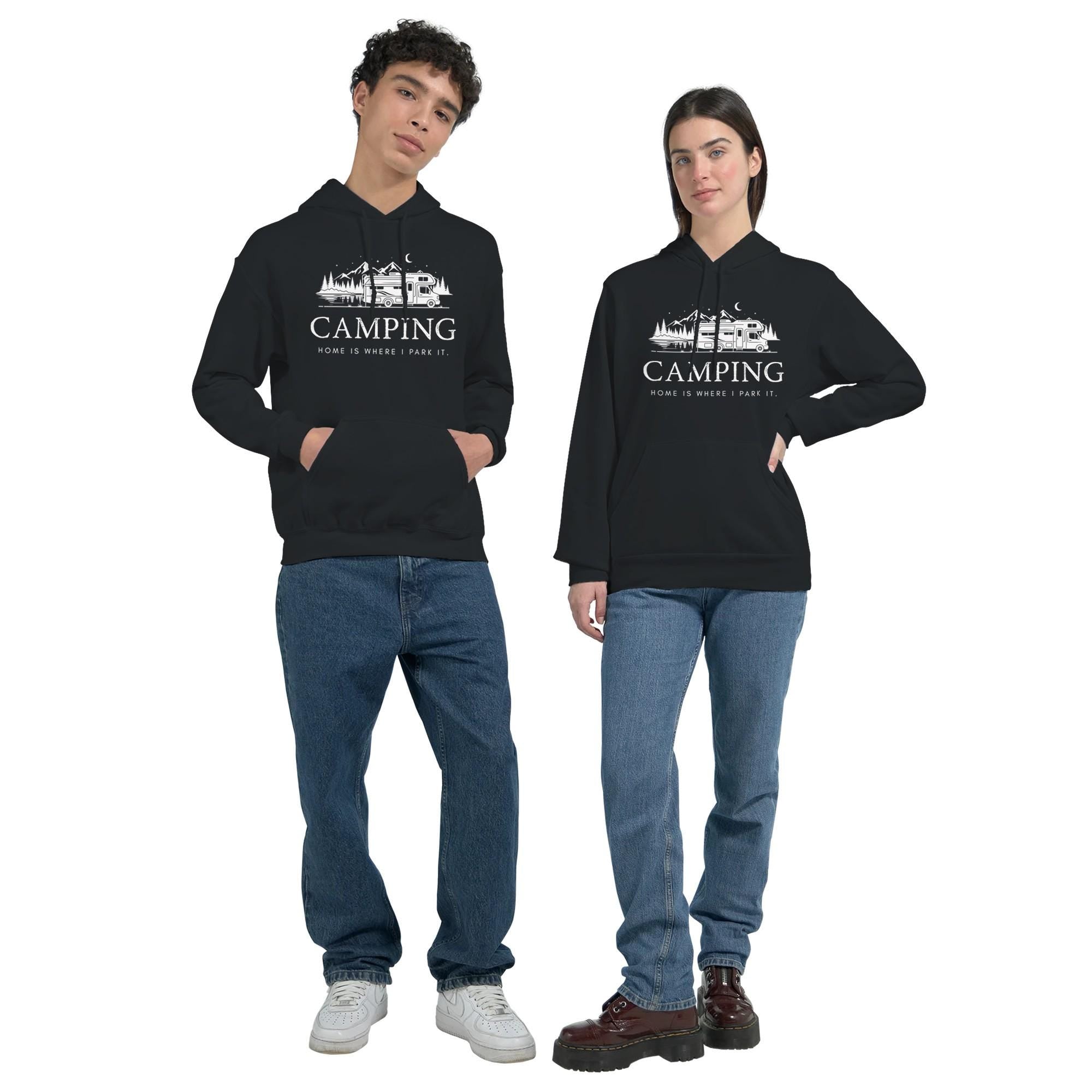 Schwarzer Hoodie für Camper - 'Home is Where I Park It' - Bequeme Baumwollmischung