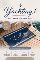 Fußmatte Boot Yacht Schiff | Personalisierter Fußabtreter mit Bootsnamen und Jahreszahl in blau weiß, Rand schwarz