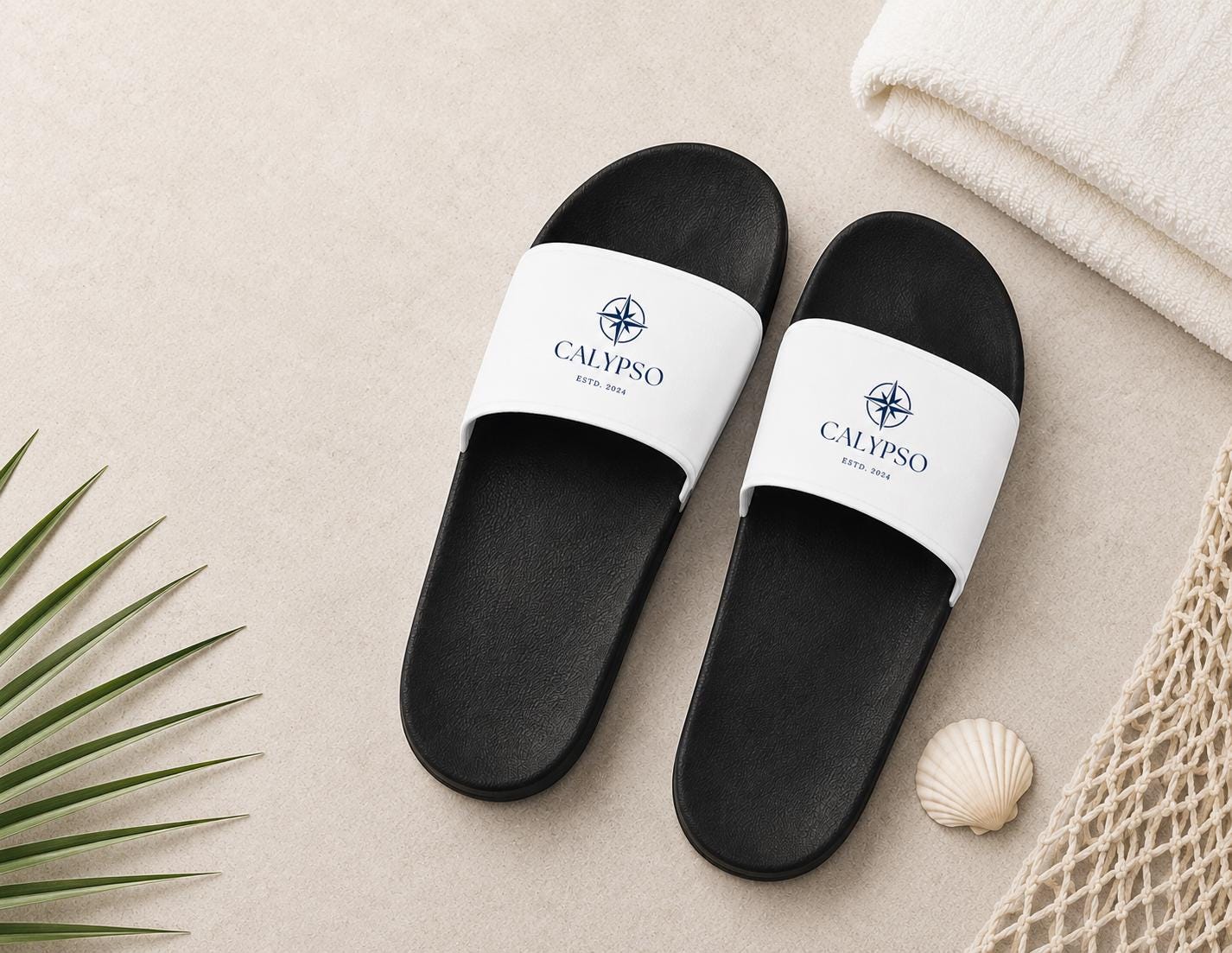 Personalisierte Badelatschen mit Bootsname | Geschenk für Bootsbesitzer | Maritime Slides mit Bootsnamen | Yacht Geschenk | Segelurlaub