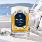 Personalisierter Bierkrug für Bootsbesitzer | Bierglas mit Bootsname & Jahreszahl | Geschenk für Skipper, Segler, Kapitän | Bierhumpen Glas