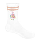 Personalisierbare Schulkind 2026 Socken mit Streifen, Einschulung Geschenk Mädchen Junge, bunte Socken, Geschenk Einschulung, Bio-Baumwolle