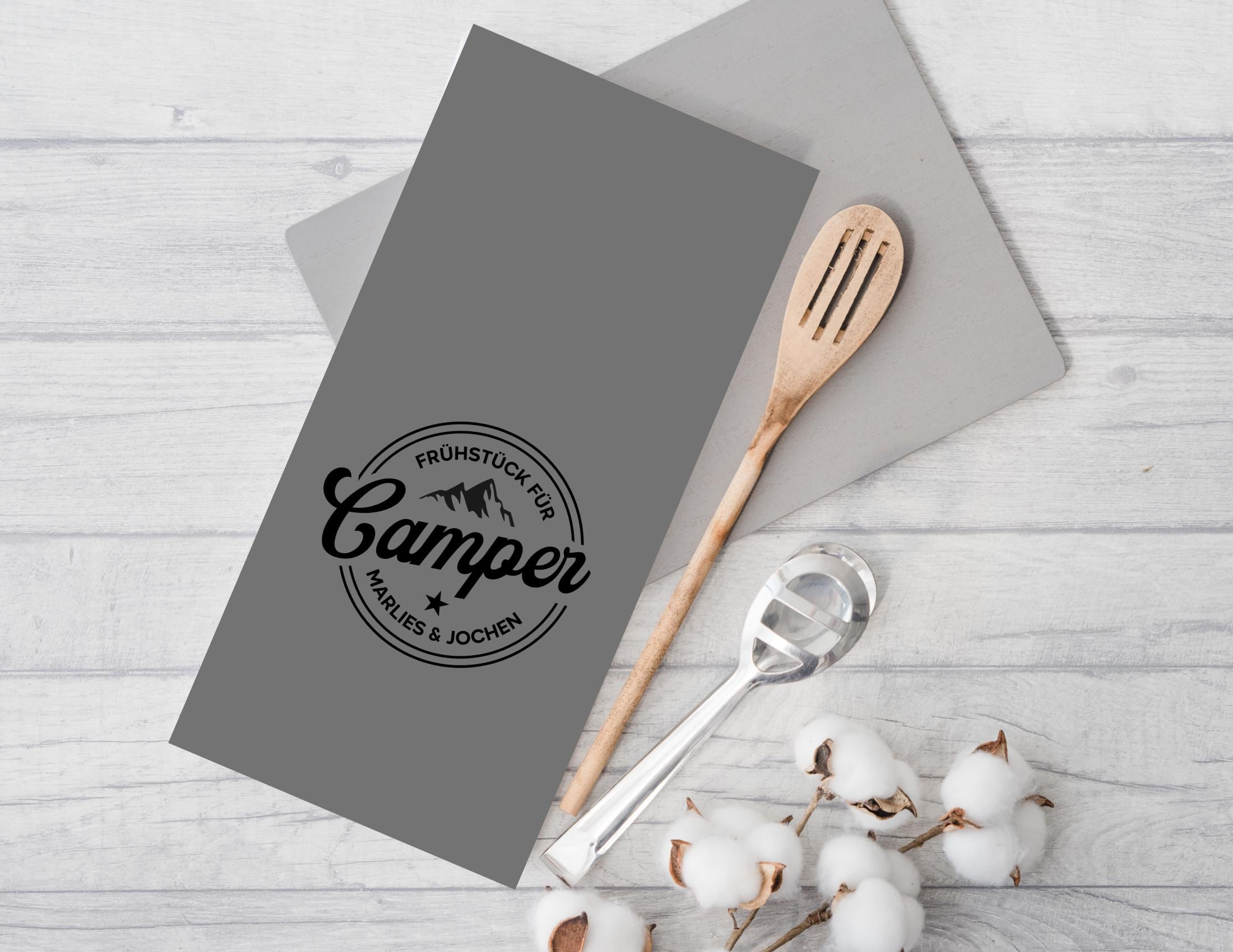 Personalisiertes Geschirrtuch | Frühstück für Camper - Camping-Logo mit euren Namen | in weiß oder grau