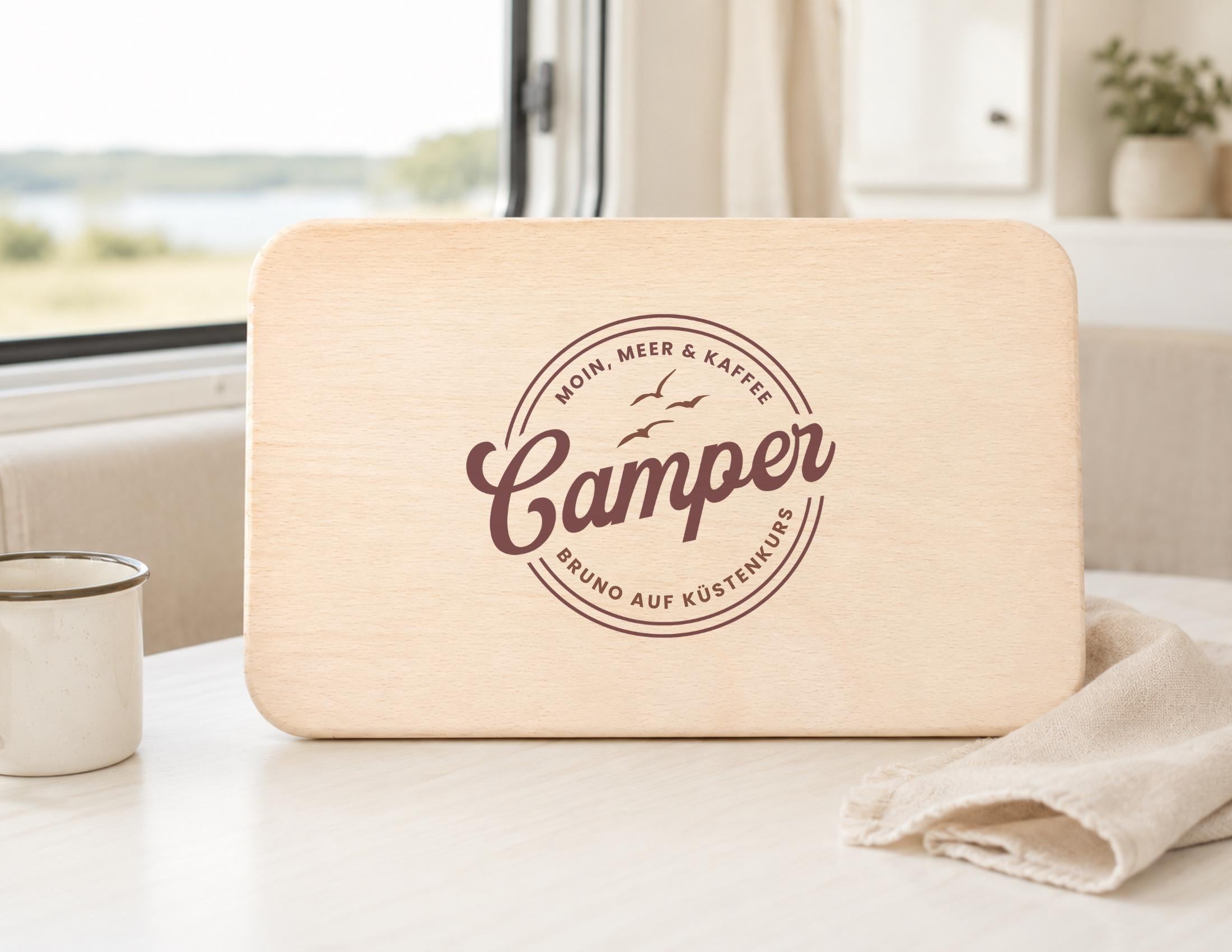Personalisiertes Frühstücksbrettchen für Camper | Lasergravur | Buchenholz | Geschenkidee Camping mit Namen