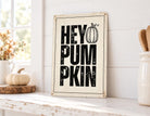 HEY PUMPKIN Metallschild Vintage | Herbstdeko für Küche & Landhaus | Weißes Blechschild mit Kürbis | Shabby Chic Wanddeko