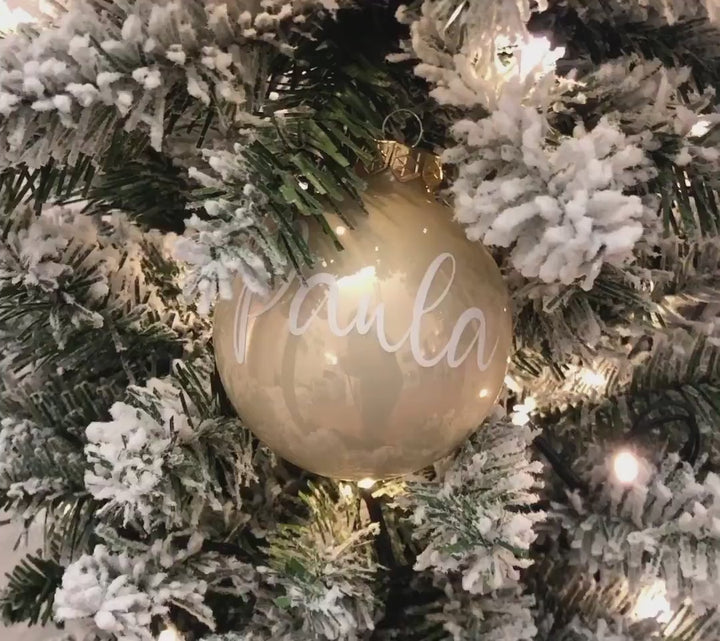 Personalisierte Weihnachtskugel | 8 cm | champagner | matt oder glänzend