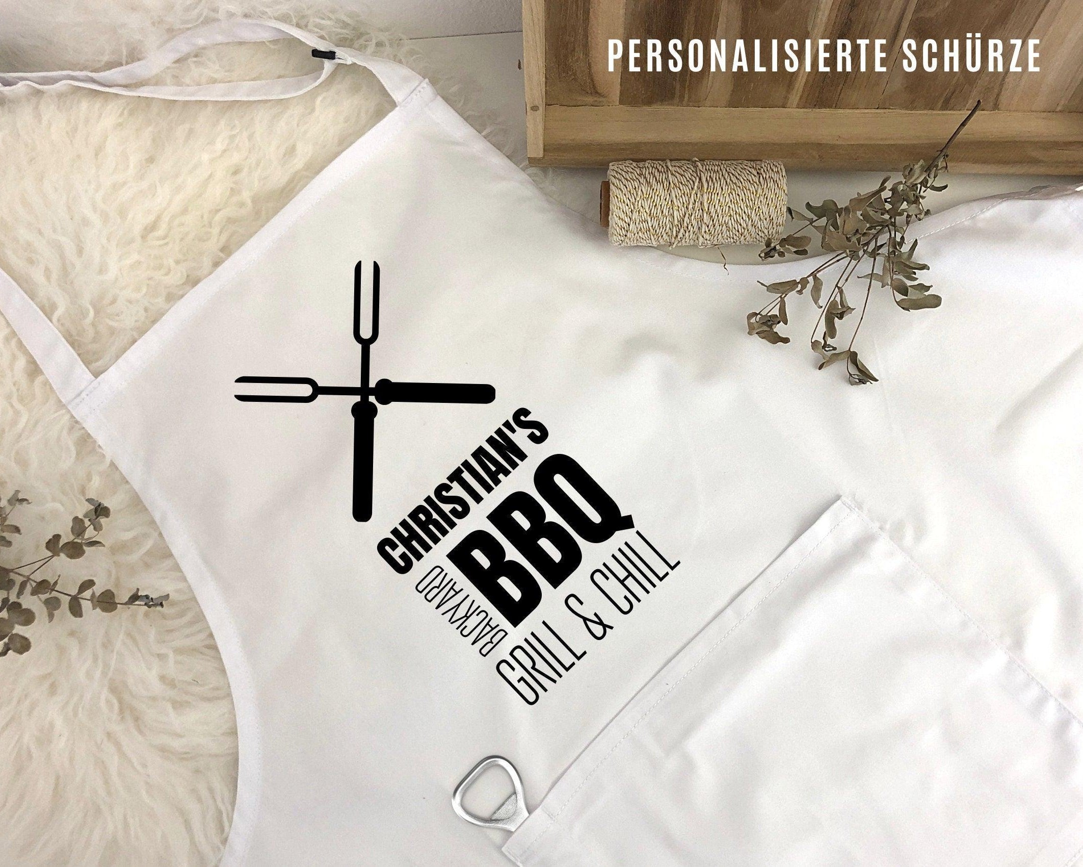 Grillschürze | BBQ Grill & Chill | personalisiert - Roo's Gift Shop