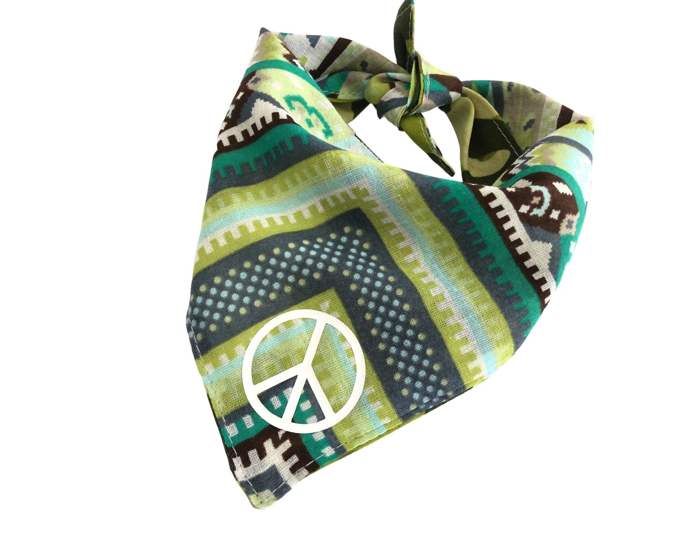 Grünes Wende Hunde Halstuch | Bandana | Dreieckstuch | Gr. S - Roo's Gift Shop
