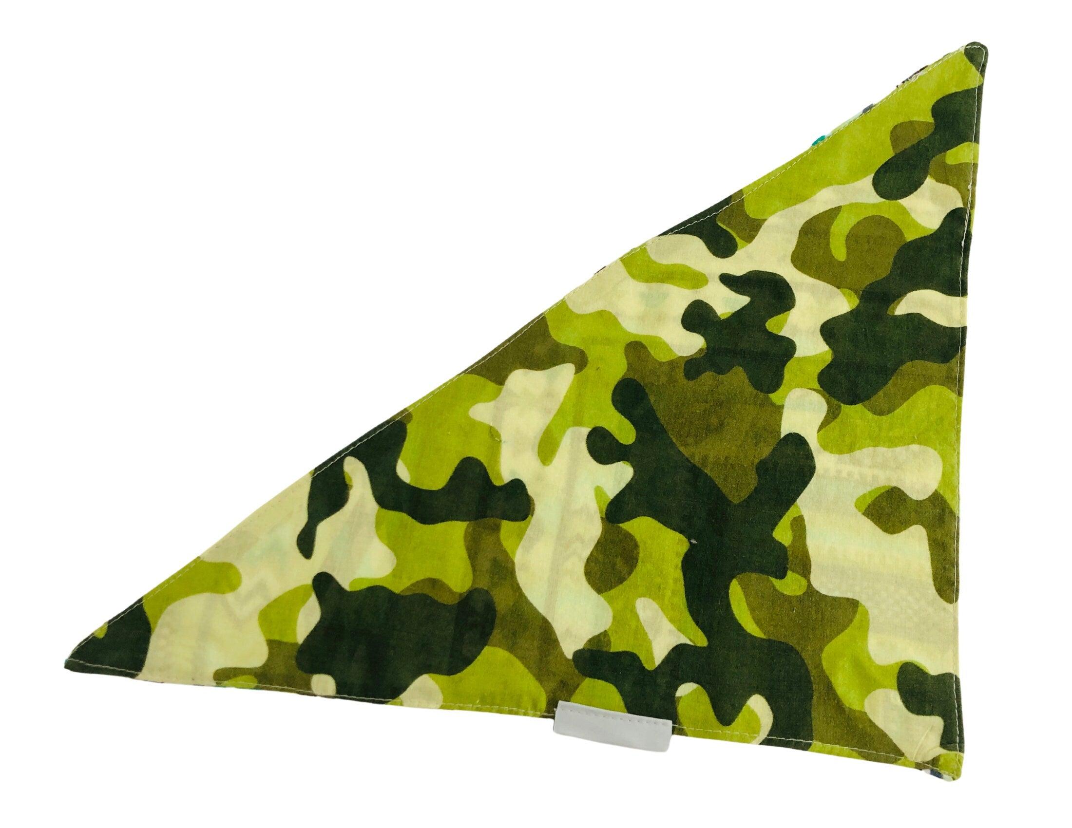 Grünes Wende Hunde Halstuch | Bandana | Dreieckstuch | Gr. S - Roo's Gift Shop