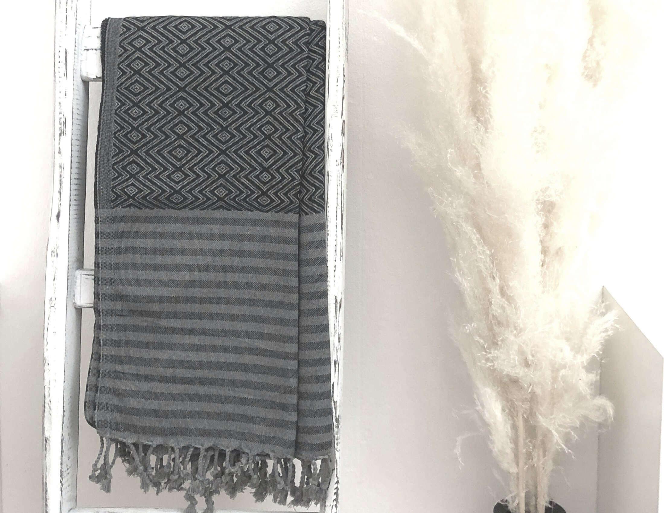 Hamamtuch | Handtuch | beige, grau und schwarz - Roo's Gift Shop
