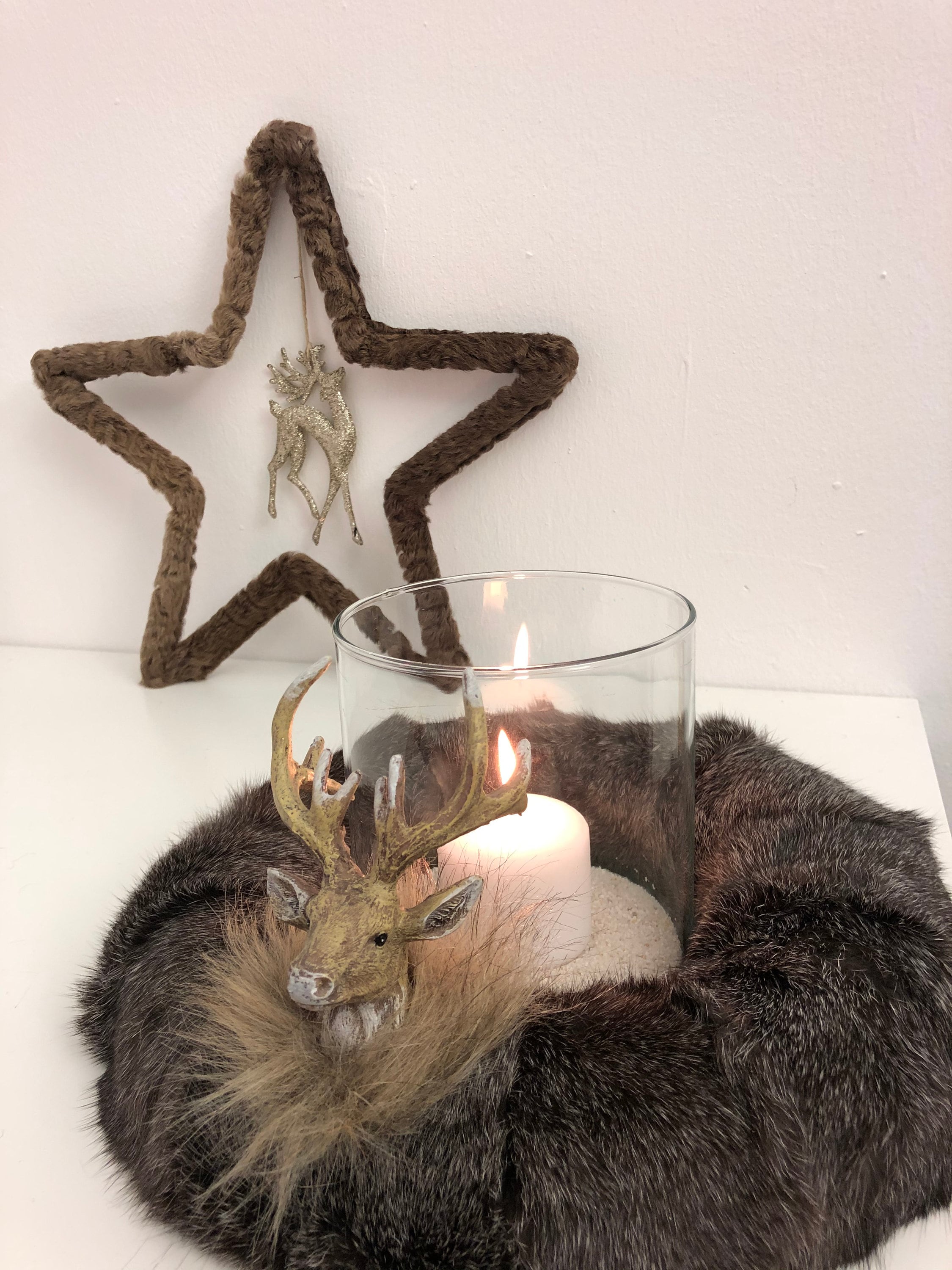 Deko Stern aus Echtfell | Hirsch | Weihnachtsdeko | Großer Stern | Fensterdeko | Fell | Persianer | Glitzer Rentier | Weihnachten | Xmas