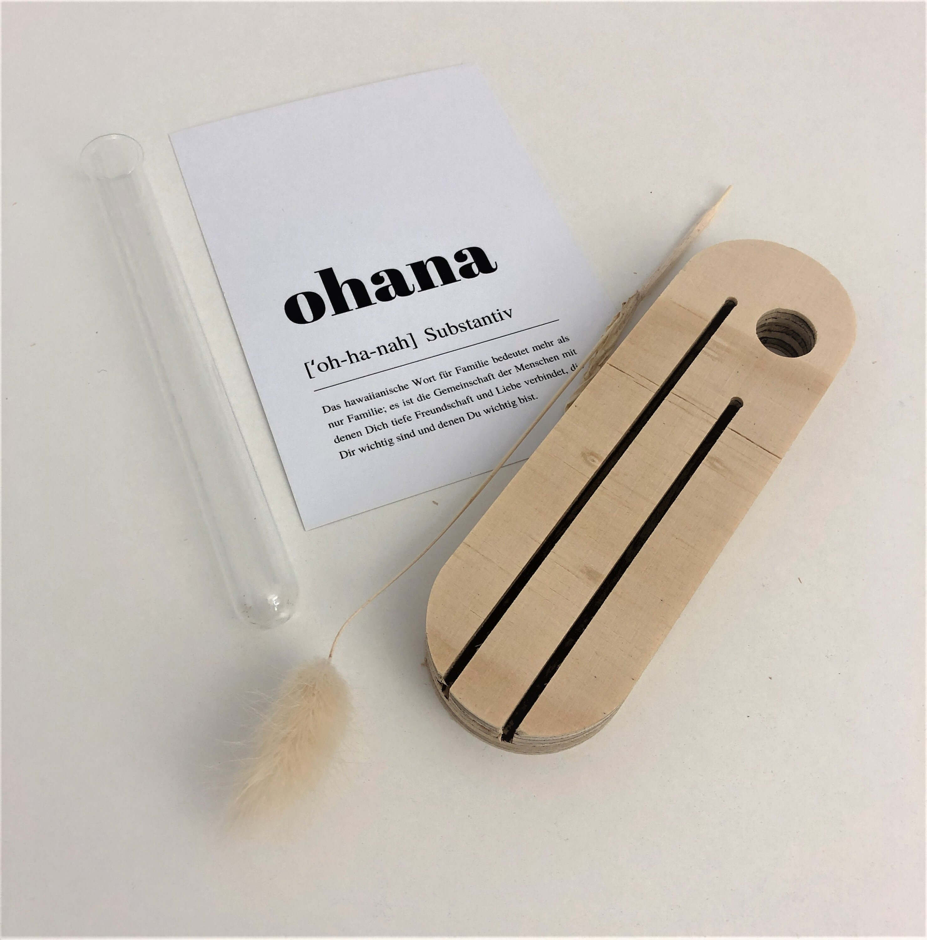 Kartenständer mit Karte Mama | mit Vase und Trockenblumen | Geschenk Muttertag