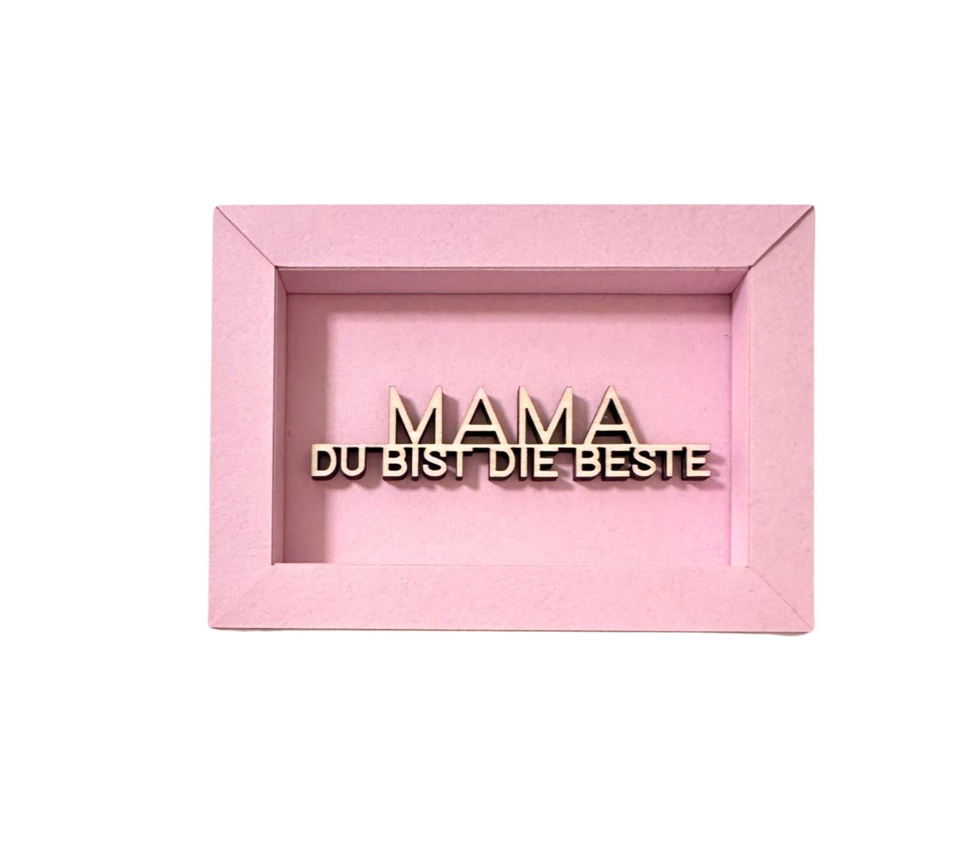 Mama | Schriftzug aus Holz | Filigrane Holzschrift - Roo's Gift Shop